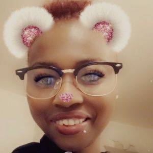 Meet your Posher, Nadia